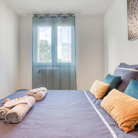 Ferienwohnung L'Elysee - Easy Check-In - Arrivee Autonome - Place Parking Privative - T2 Surequipe - Wifi - Netflix Courcouronnes Exterior foto